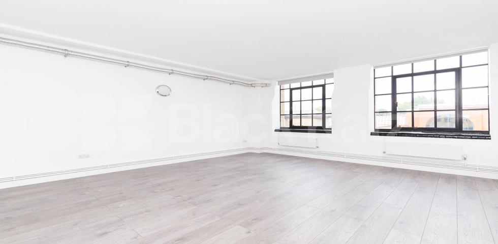 			VIRTUAL TOUR AVAILABLE!, 2 Bedroom, 1 bath, 1 reception Apartment			 SPRINGFIELD HOUSE LOFTS-TYSSEN STREET, DALSTON/HAGGERSTON